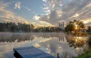 Lake and church in Belarus, trip planner