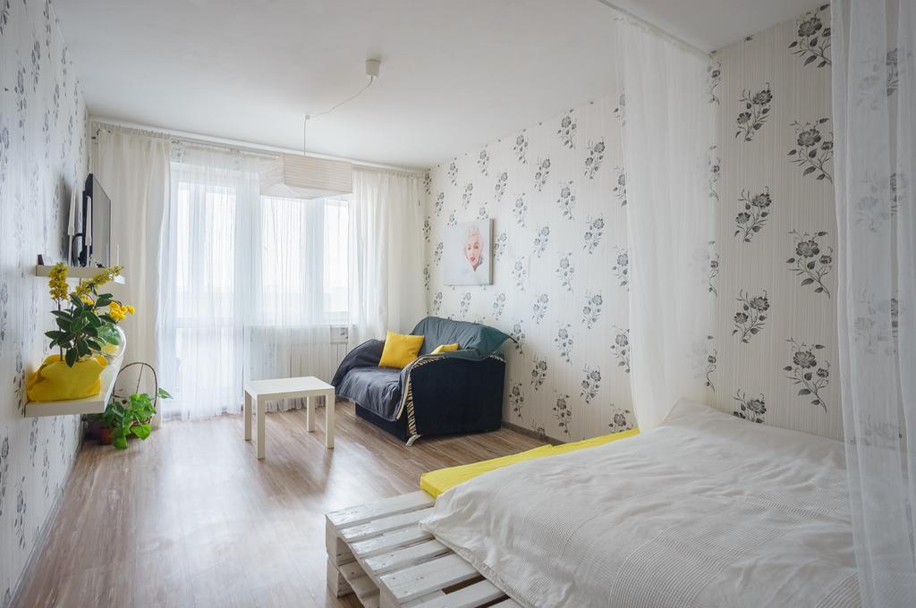 Спальня апартаментов на Кириенко в Минске