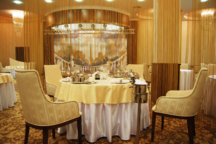 restaurant in hotel minsk, president hotel