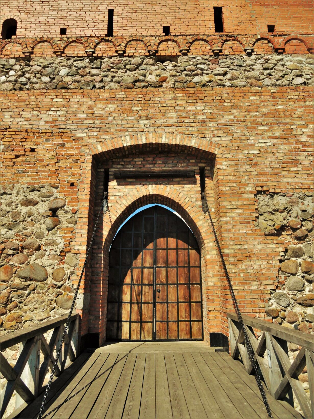 Ворота, вход в Лидский замок