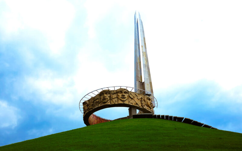 Mound of glory near Minsk, opinions about Belarus