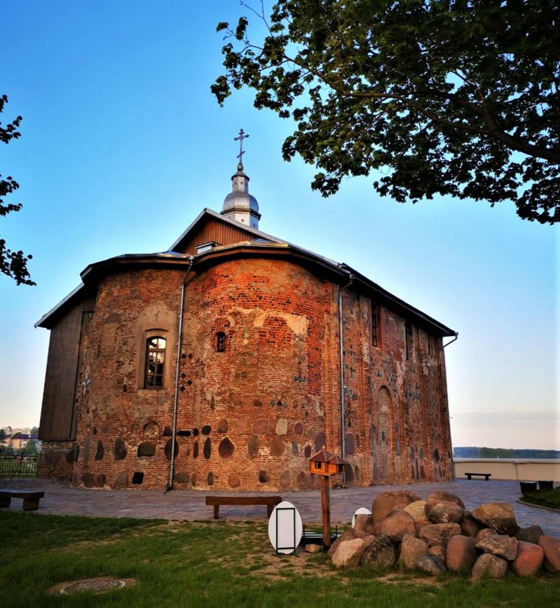 Коложская церковь в гродно на рассвете, достопримечательность Гродно