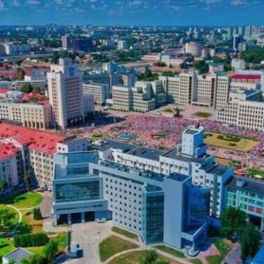 Minsk independence square, Belarus vegan guide