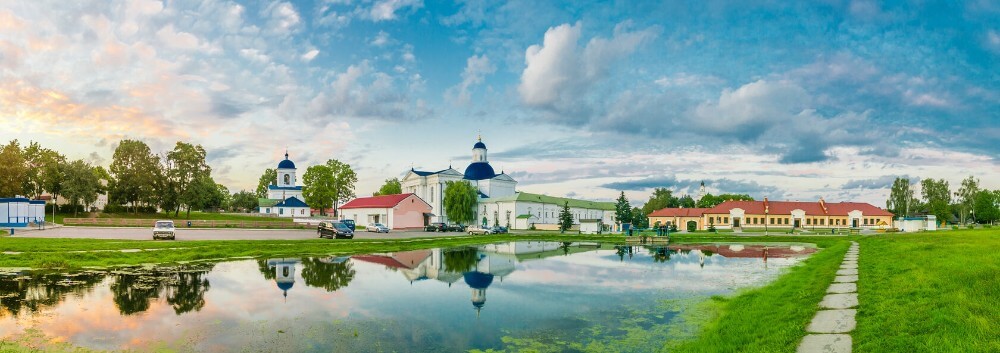 Zhirovichi monastery in Belarus, historical attractions itinerary